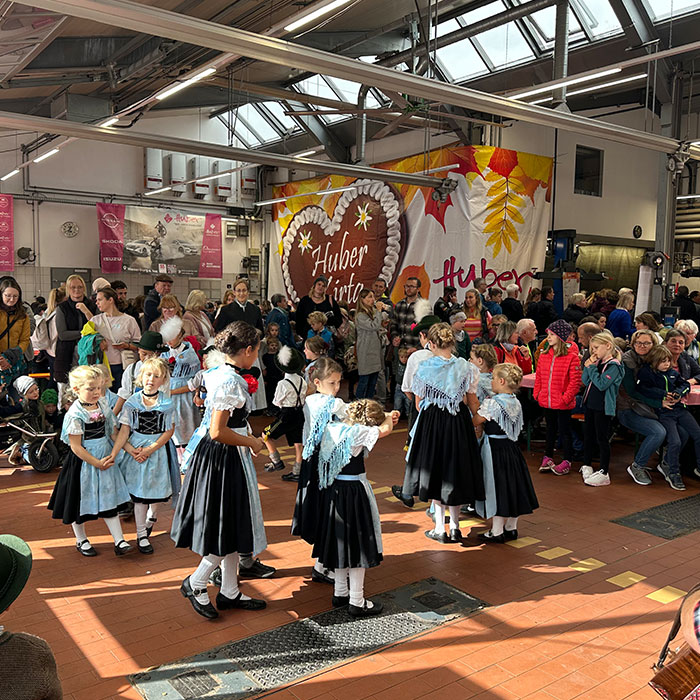 Kirta Tanzgruppe Trachtler